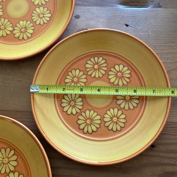 Four Metlox Vernon Ware Margarita Daisy Salad Plates - Picture 4 of 6